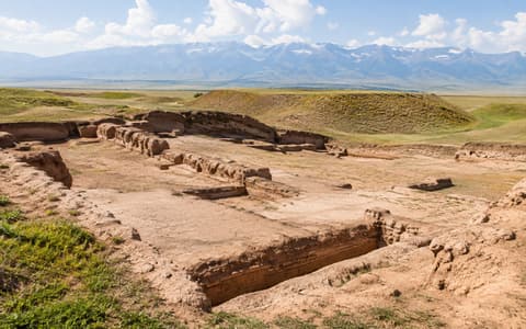 Ак-Бешим и Красная Речка — Бишкек и Чуйская область, Кыргызстан