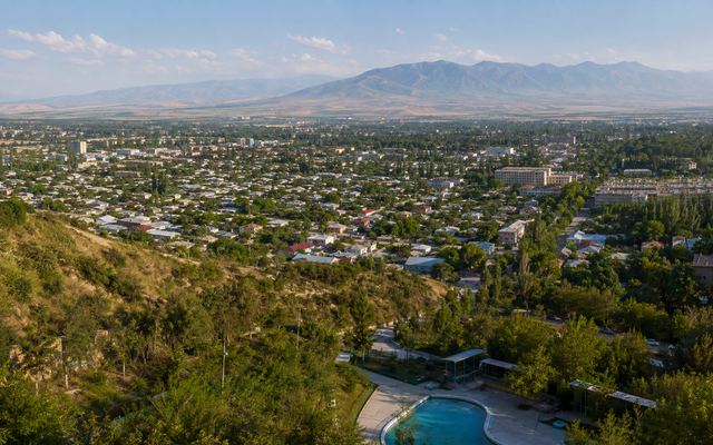 Панорама Джалал-Абада