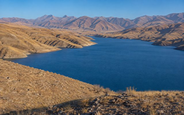 Панорама Орто-Токойского водохранилища