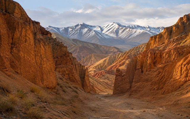 Каньоны Кор-Булак — Нарынская область, Кыргызстан