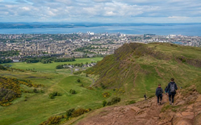 Arthur's Seat walking route with views of Edinburgh