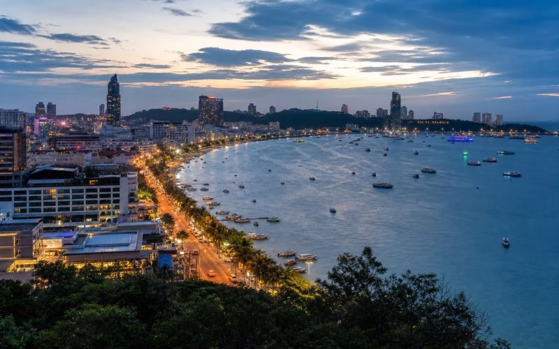 The city bay, beach road and evening lights of Pattaya